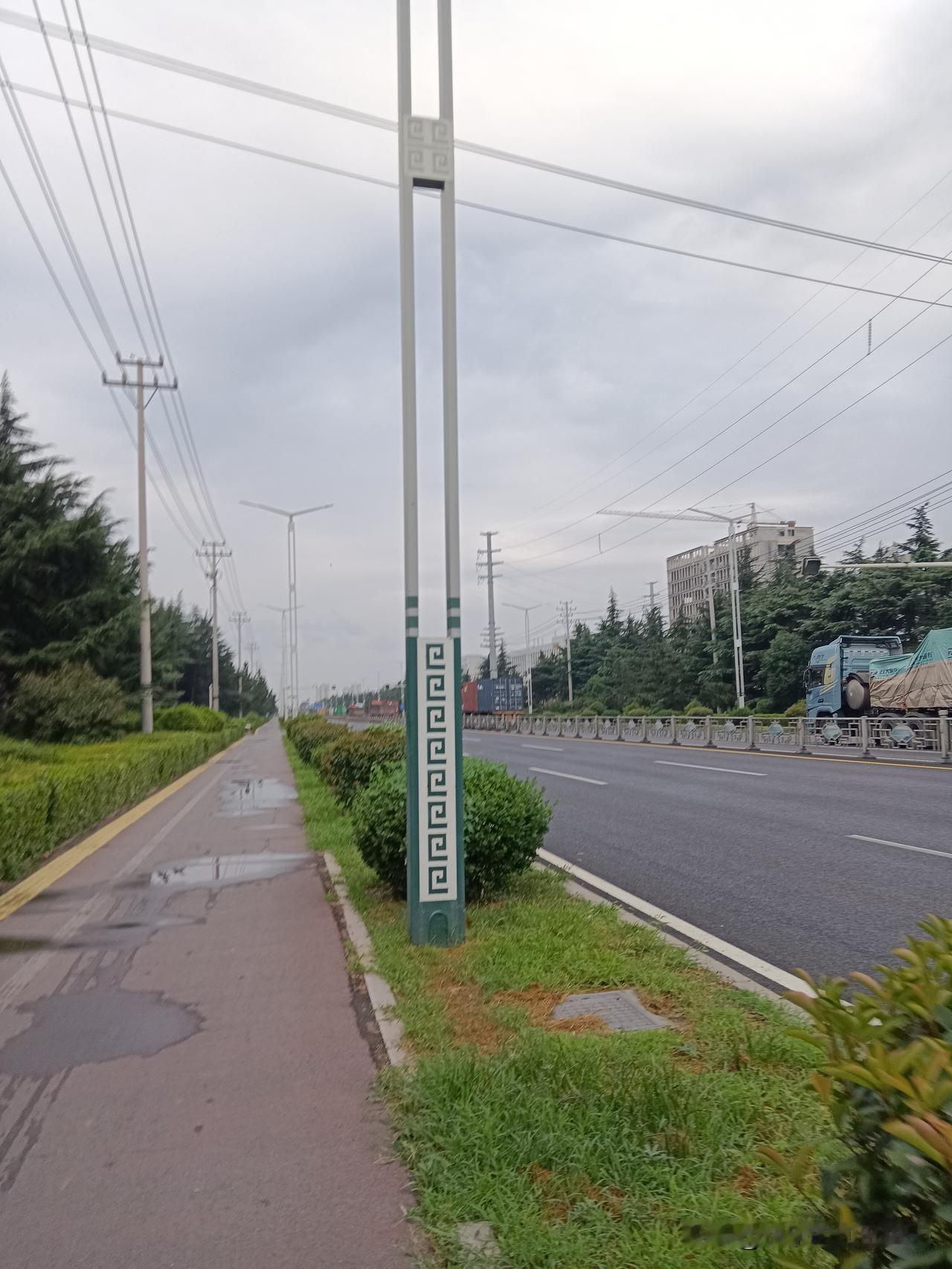 想让孩子知道感恩，父母要明智：1、钱要慢慢给。就算你有钱，也别上来就给几十万