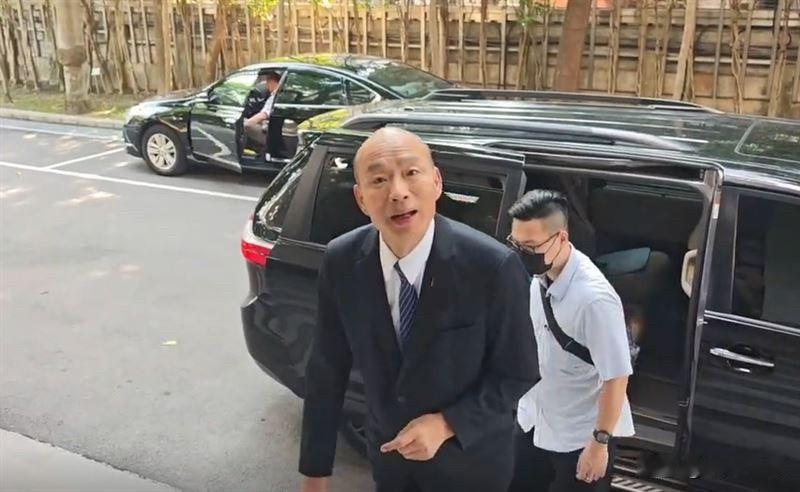 被问“支持傅崐萁选副院长吗”韩国瑜回应了台立法机构今天（14日）召开院会，