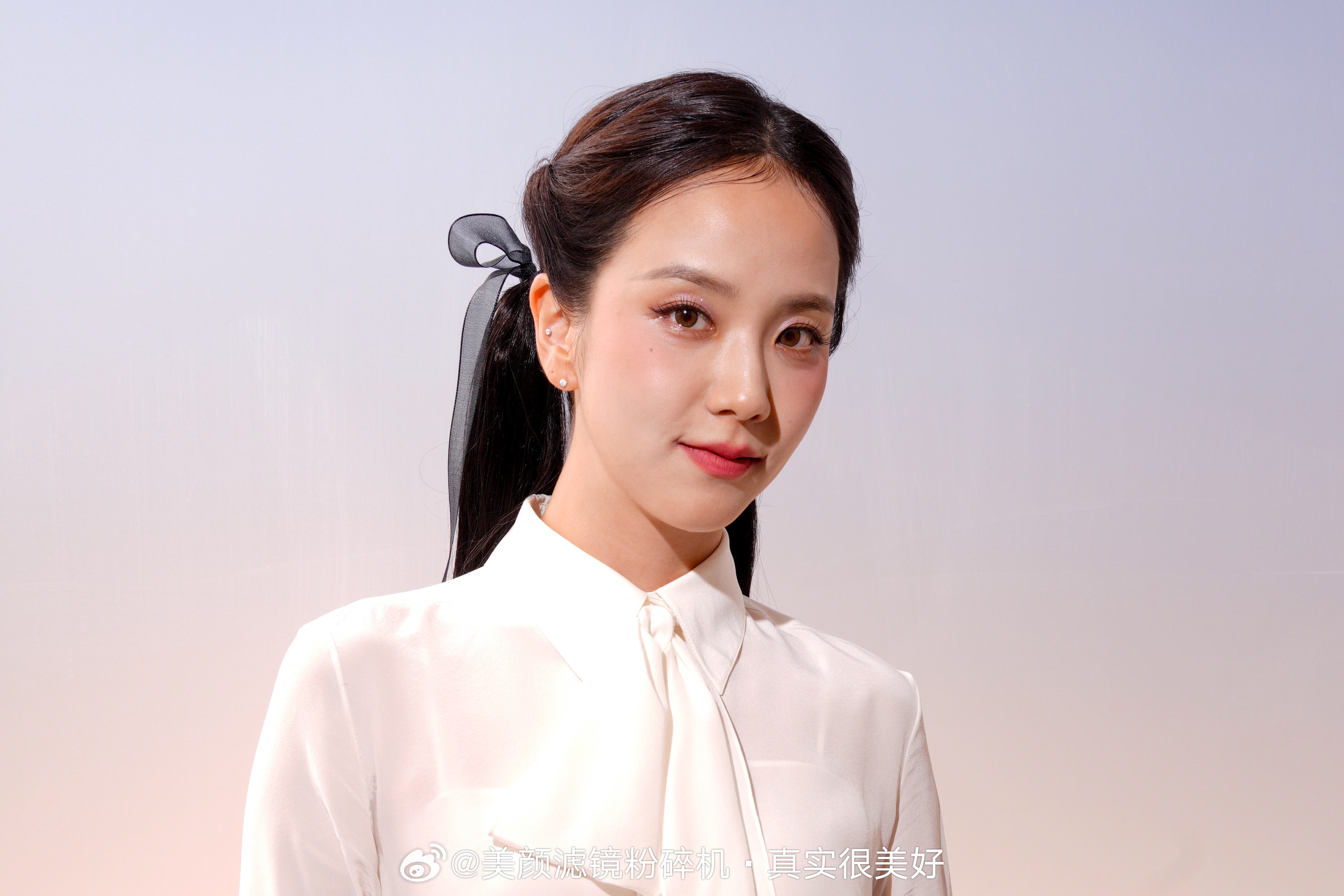 金智秀JISOO，张元英，热巴巴黎时装周dior大秀新闻图​