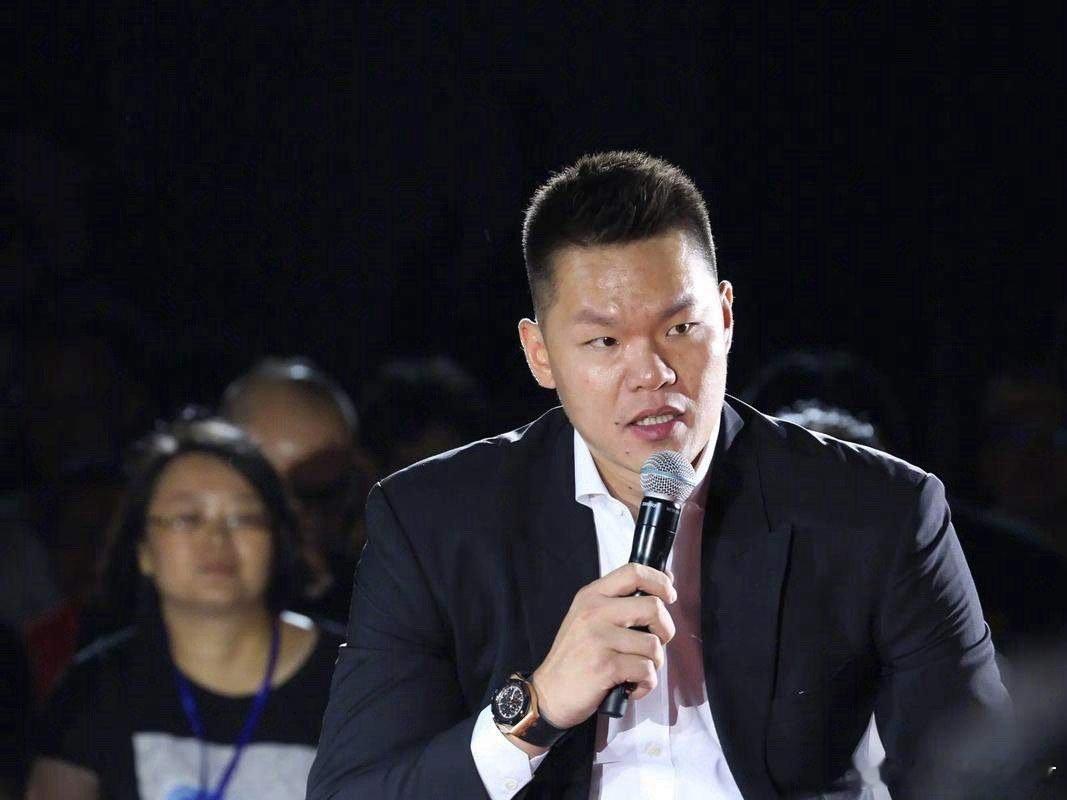 朱芳雨功不可没！在取得球队的五连胜后，广东男篮的竞争力得到认可！不过杜锋还有更多