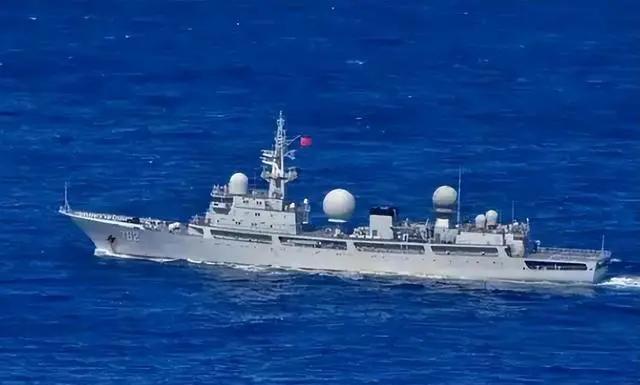中方侦察船现身波斯湾，这下子热闹了：五角大楼无可奈何。近日，波斯湾的海面上出现