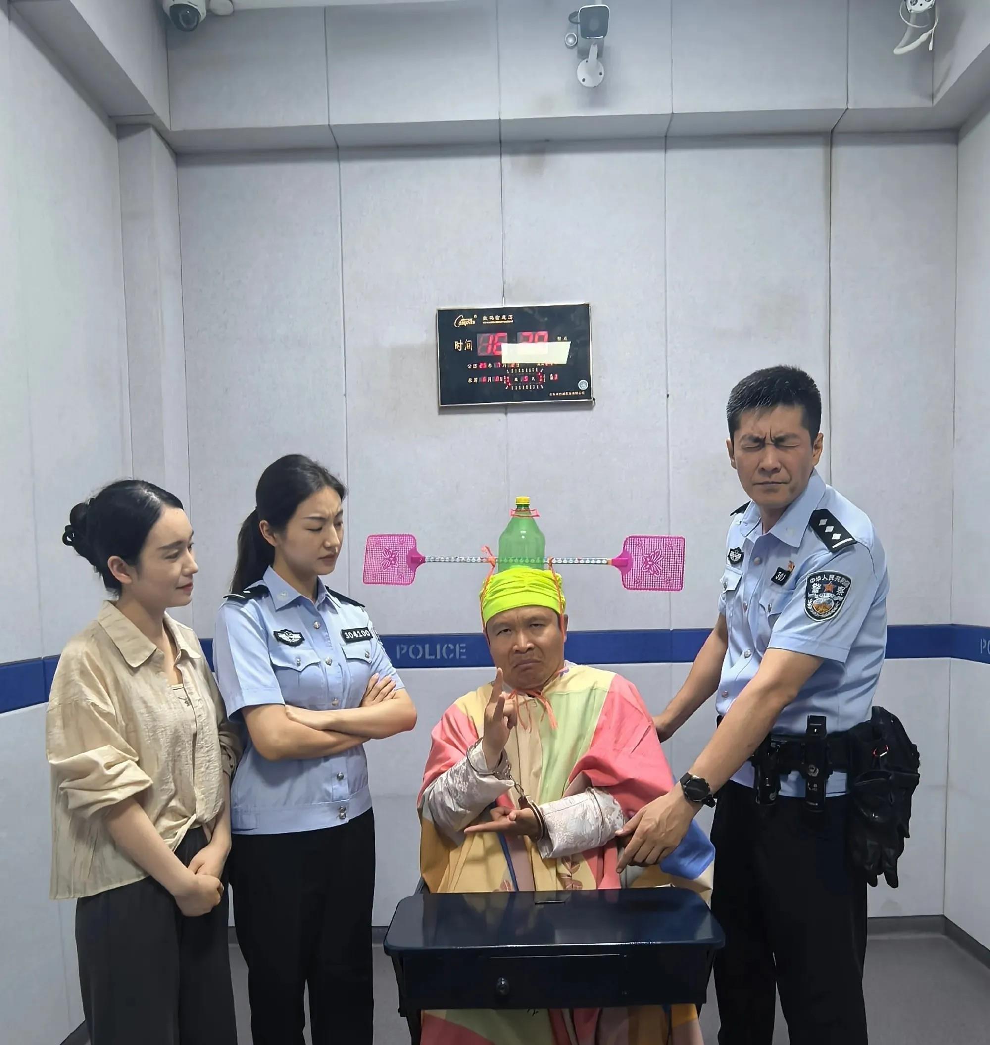 中间这位是什么大师？