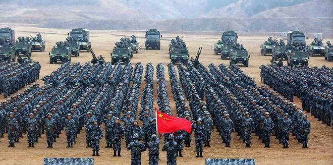东方巨龙亮剑：中国强硬警告全球，犯我本土者虽远必诛！