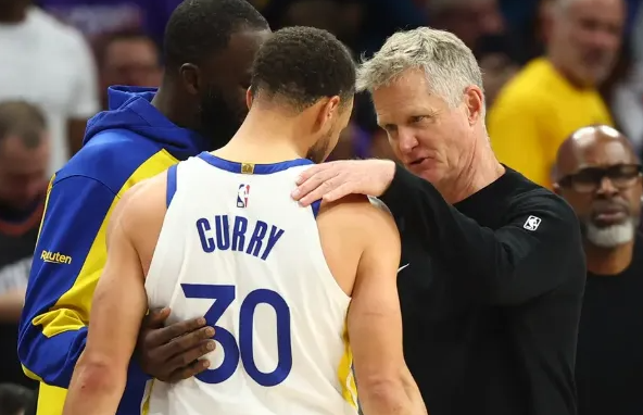 前NBA球员尼克-杨在节目中谈到勇士现状时表示，勇士王朝已经正式终结。尼克-杨