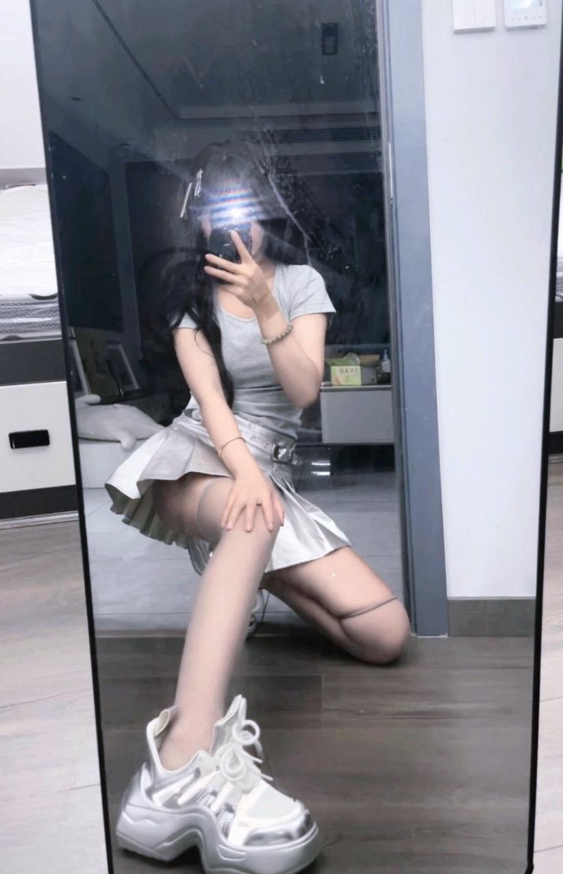 今日穿搭 时尚穿搭时尚穿搭时尚 时尚搭配服装 辣妹穿搭大赏 辣妹风穿搭