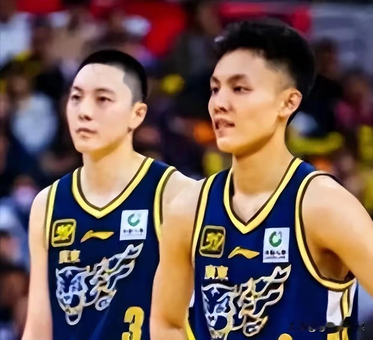 “朱杜”双双下课后，这2人根本不用担心被交易！1.徐杰--26岁，年薪仅7