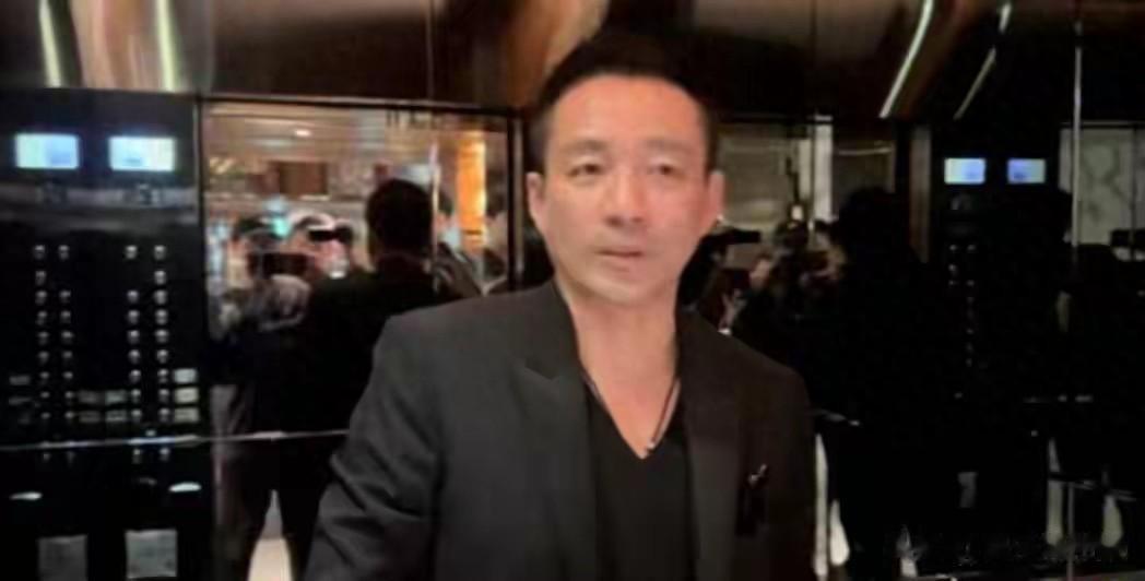 汪小菲刚说完要跟张兰撇清关系，转头就惹了麻烦。他本人和马筱梅彻底没了声音。第