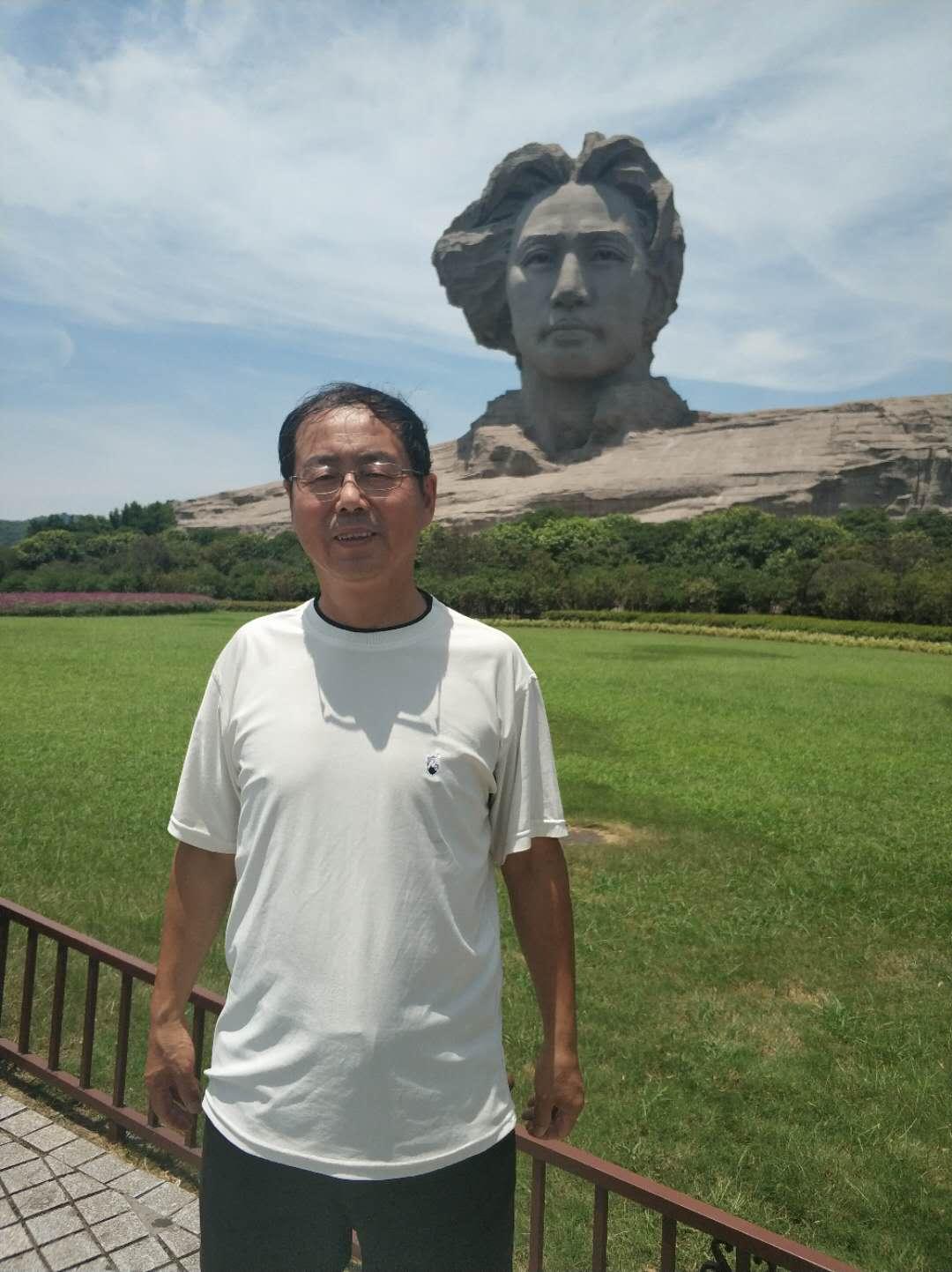 橘子洲头，湘江畔的诗意栖居，今年终于踏上这片承载历史与自然之美的土地。橘子洲头