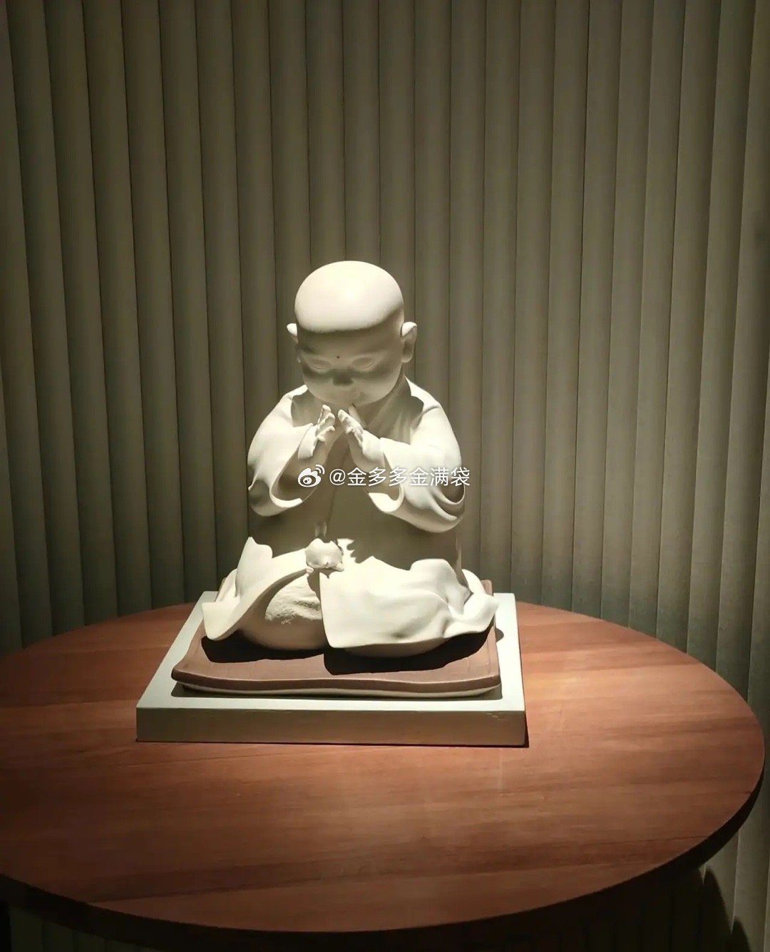 存储超级周期给市场一颗定心丸活久见了，佰维存储今晚公布了一二月的业绩，简直是利润