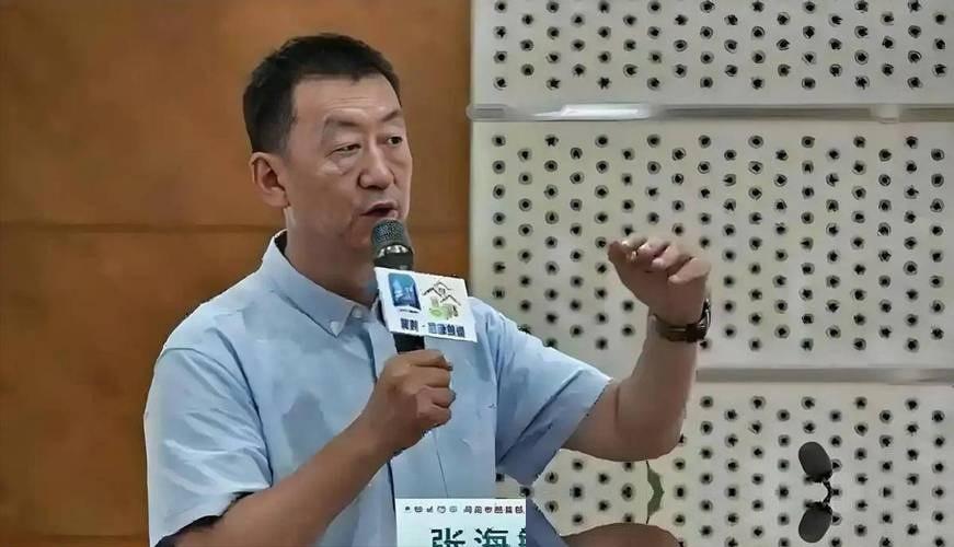 医院ICU里看惯了生死的大夫曾说过一句掏心窝子的话：人一旦咽了气，生前天天盖的被