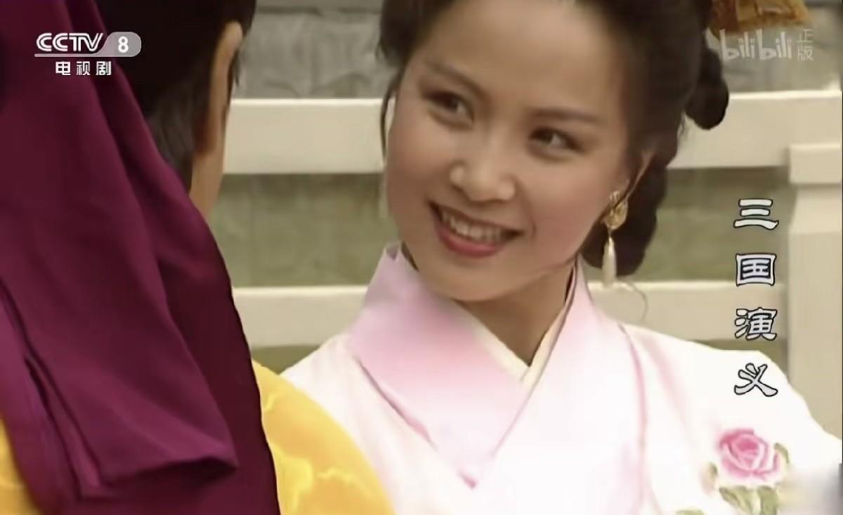 “乐不思蜀”这个事儿真不怪刘禅，原来他老爹也这样！孙夫人这傲娇的小眼神，别说刘