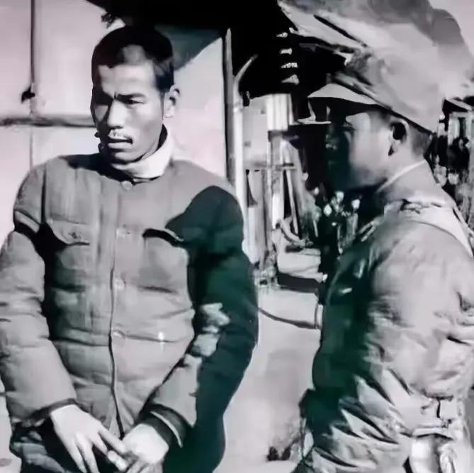 1947年11月，解放军给郏县的国军中将武庭麟送去劝降信，武庭麟下令将送信人
