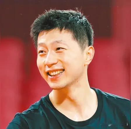 马龙在取得国家级教练之后，网友希望他带莎莎。毕竟他们同属一个正手体系，而且马龙经