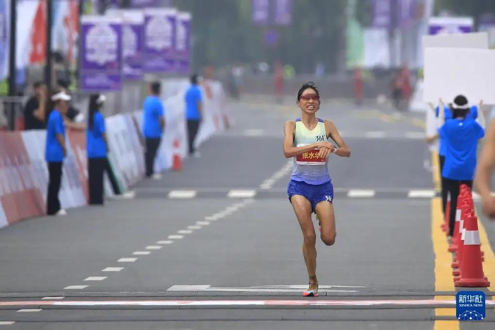 张水华这样的员工，估计是任何企业都不愿雇佣的。就拿她在福建医科大学附属第一医院