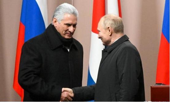 俄罗斯硬刚美国！突破封锁为古巴提供石油！绝不允许古巴政权垮台。 2026年初