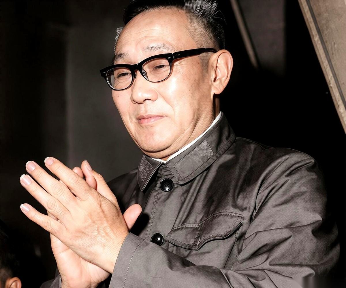 建国后，有个人，周总理亲自点将，让他去当新中国第一任石油部长。这命令一下，不少