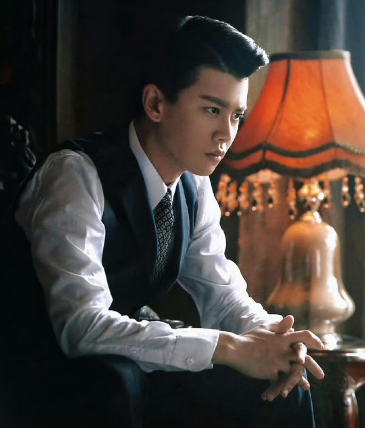 任嘉伦任嘉伦任嘉伦演技《分身》听得好心疼，一个我勇敢，一个我孤单。虽然还没看