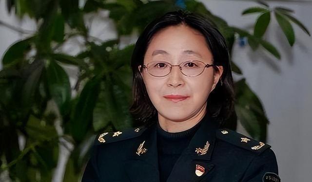 1987年，中国导弹研发遇到瓶颈，飞行中容易被干扰，大家都想着加反电子设备来防御