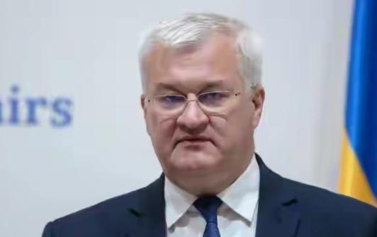 北溪管道你们炸了，你们开心得很，现在别人炸你能源，结果你却要大家众筹，让你感受下