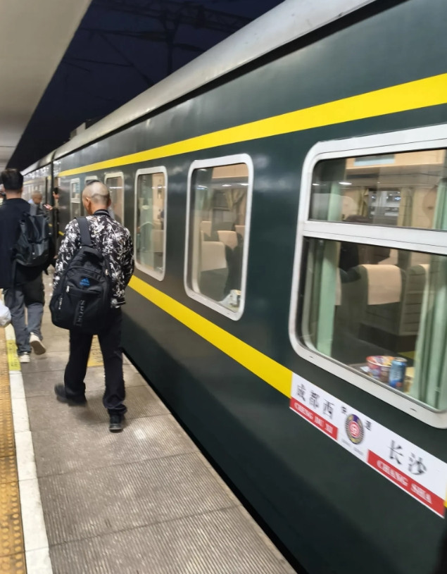 我每年都出去旅游，从中总结出一套旅游经验，今天分享给大家