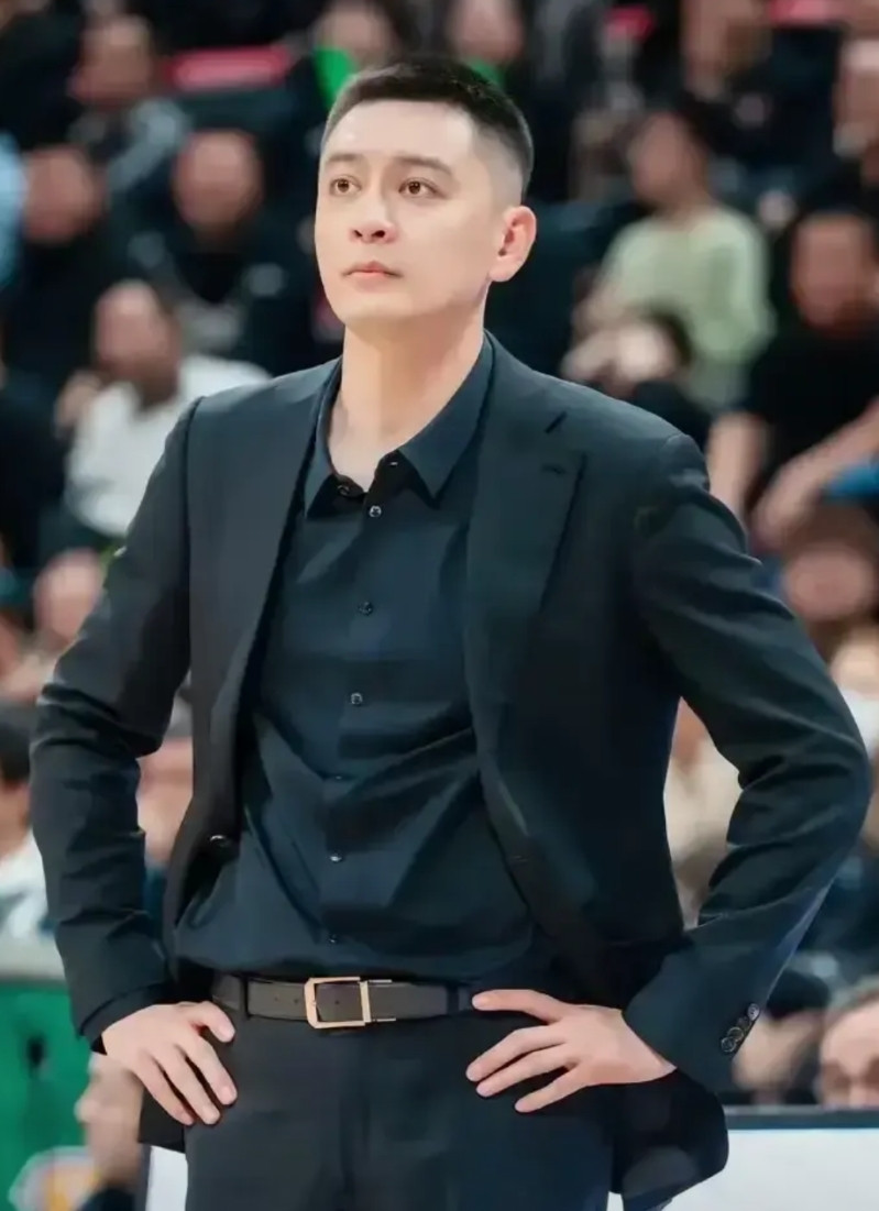 不出意外，辽宁男篮或将步职业化改革初期的辽足，至此一蹶不振！并非因为辽宁主场