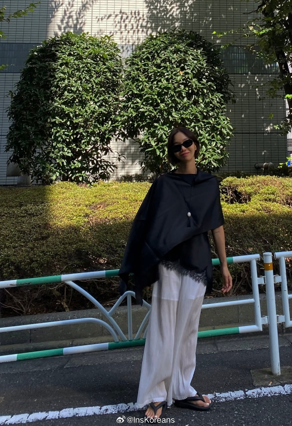 穿搭分享连续更新第2572天韩国时尚女生日常搭配旅居法国的妈妈夏日搭配韩系穿搭