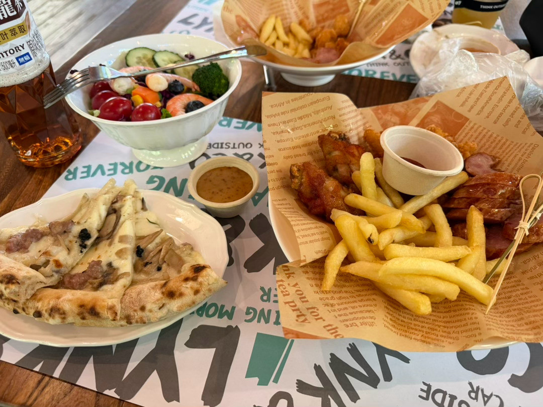 午餐午餐，沙拉披萨和小炸你们吃了啥宁波·泰尼尼清迈小镇咖啡馆
