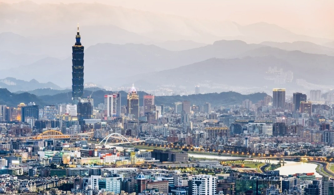 美国政客扎堆窜访台湾---我真是