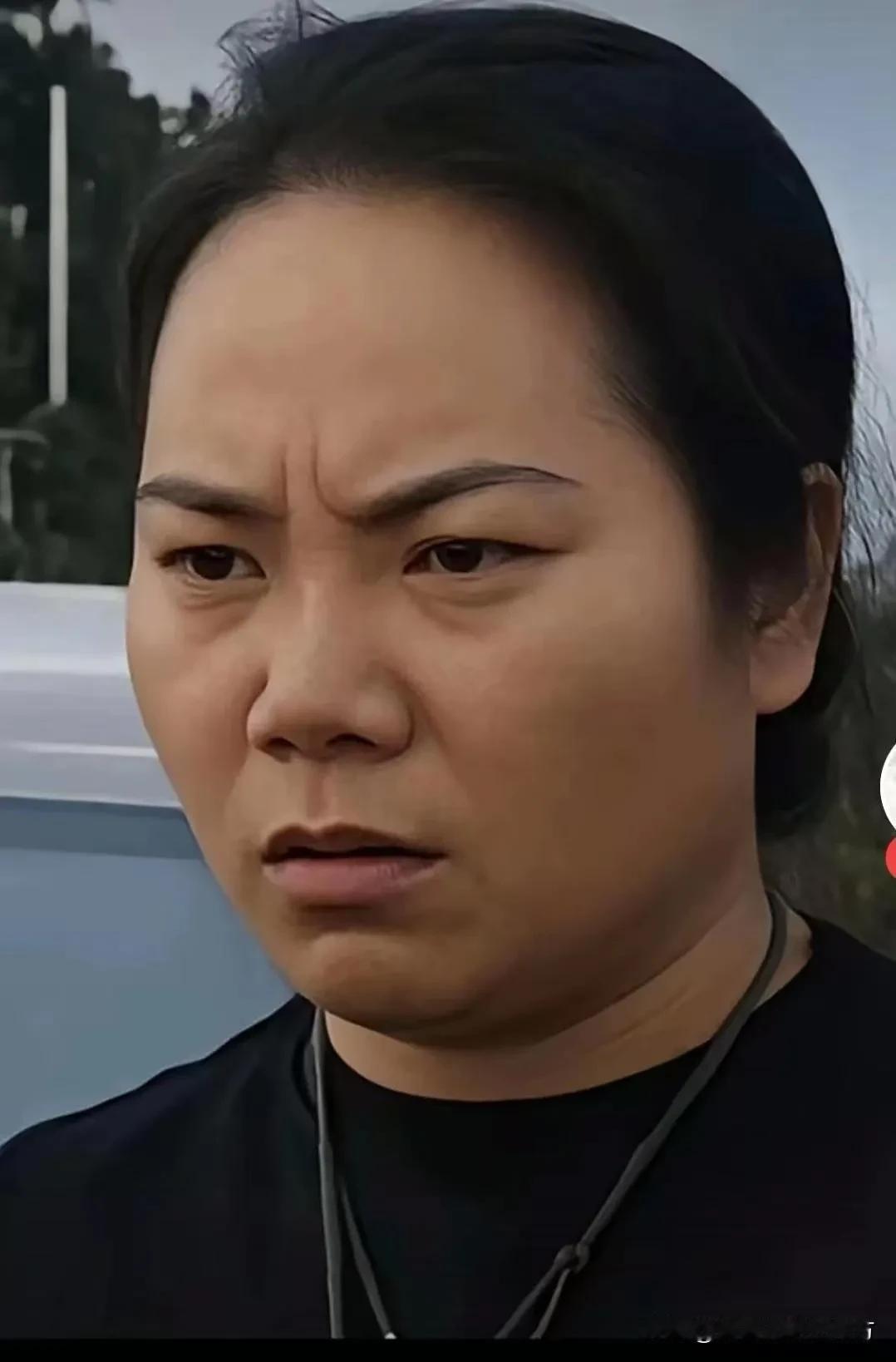 愚昧使人进步，讽刺不？根据通报，亮证姐的视频当天上了网络热搜，当天就陆续收到了广