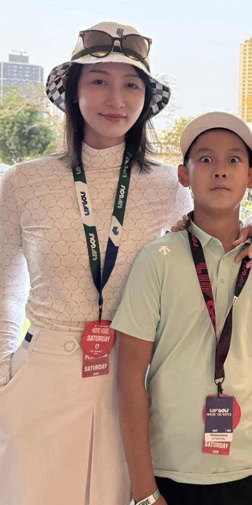 王皓大儿子刚夺冠，颜值却被弟弟“碾压”？这反差太离谱！乒乓球名将王皓的大儿