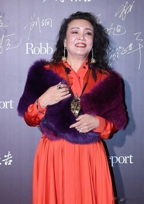 张兰和汪小菲的抖音该解封了吗？真的挺想张兰的，她的拼搏精神一直鼓励着我前行。★