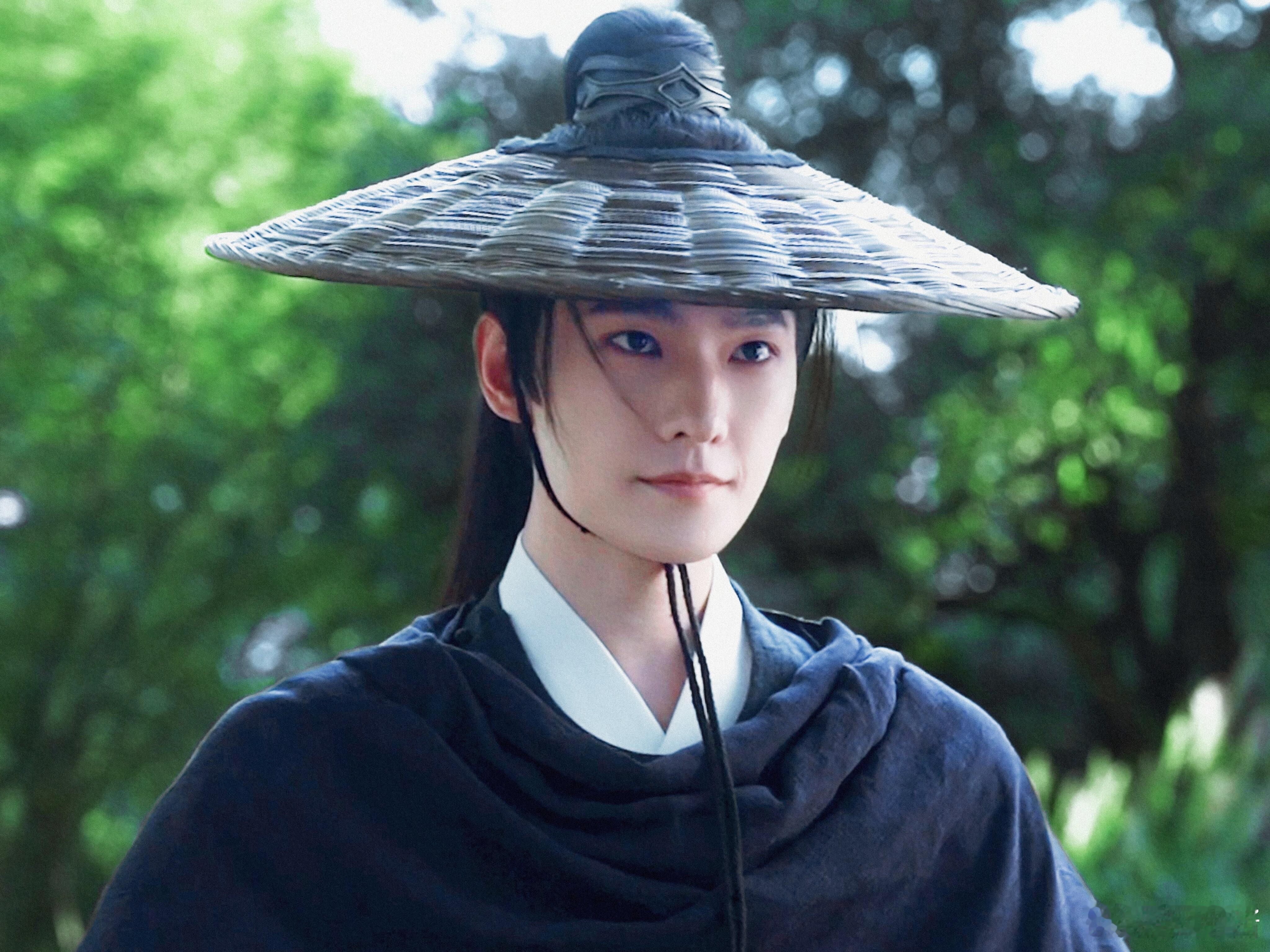 杨洋杨洋把武指头套打掉了杨洋：我控制了我控制了。武指头套：你没有。笑死我了这段
