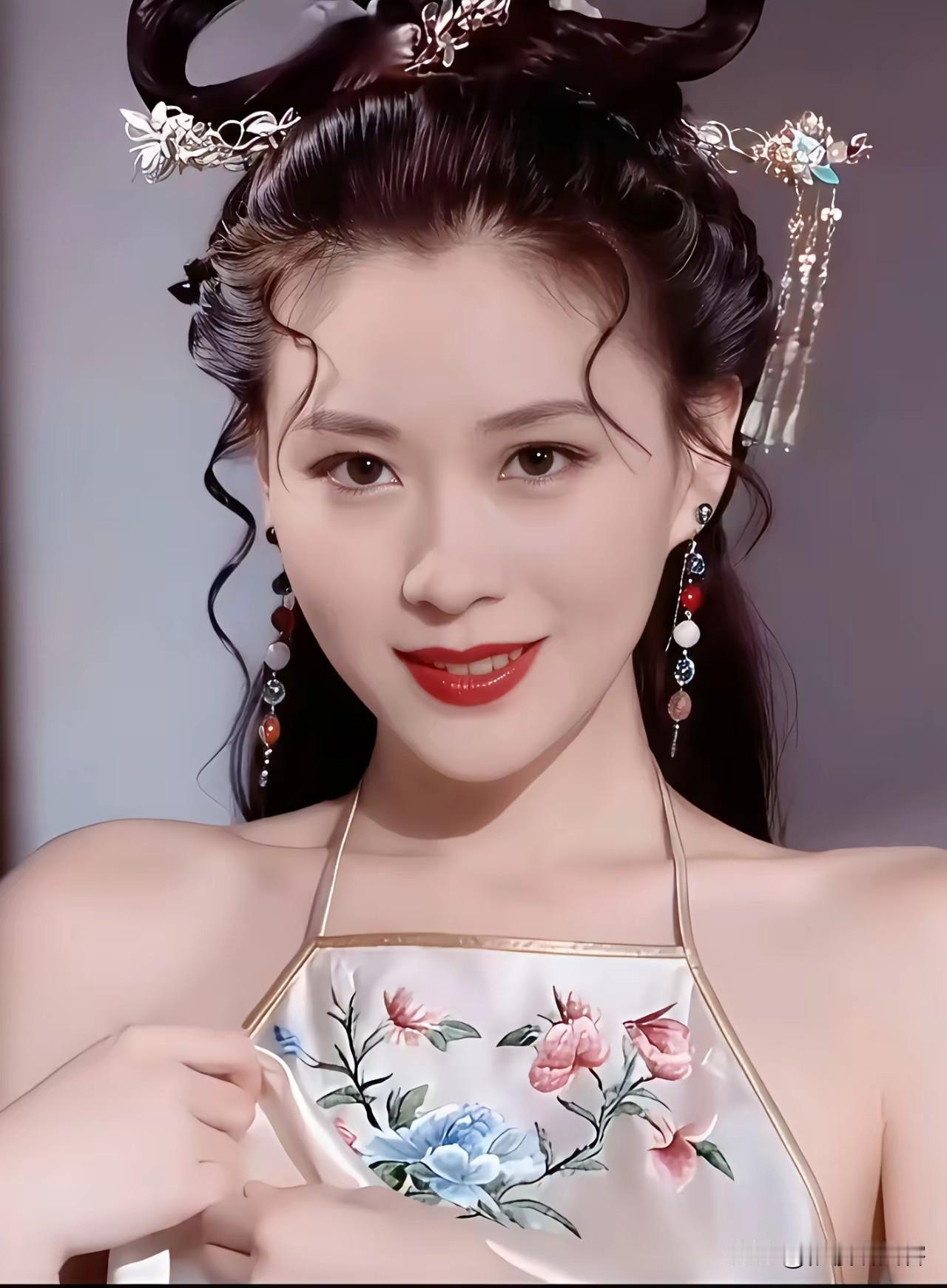 很多人都没有看懂金庸的射雕三部曲，三部作品最核心讲述的是三代人的因果与宿命循环。