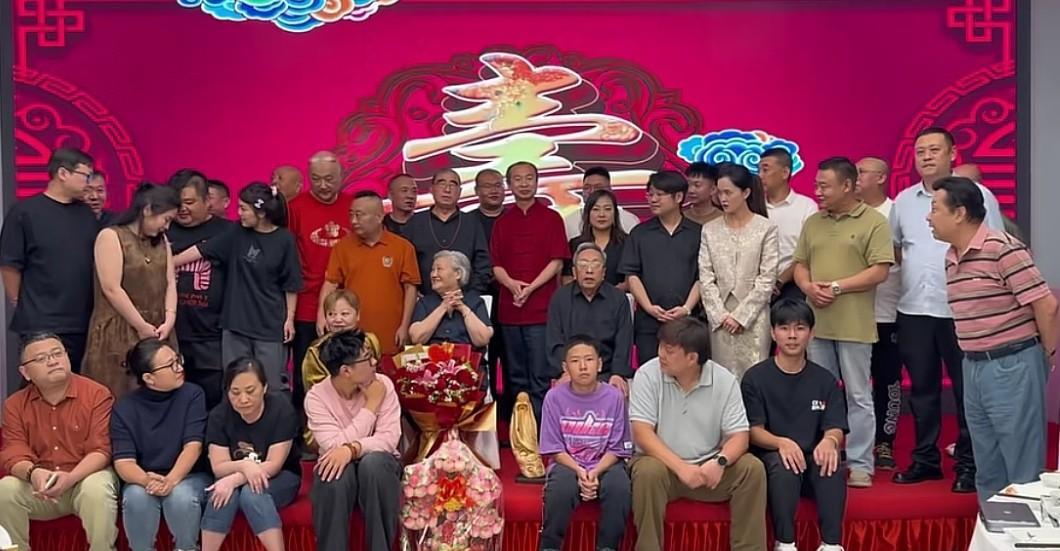 #相声界恩怨情仇#李伯祥，88岁生日感言：我最好的朋友，就是我的观众朋友们。