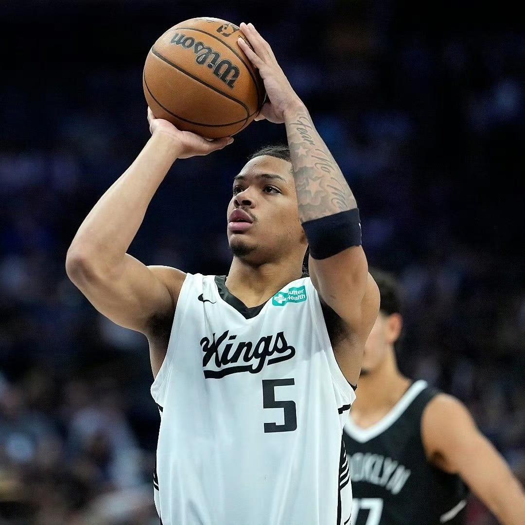 篮网轻取国王，6号秀VS7号秀谁更出色？北京时间7月15日NBA夏联，篮网11