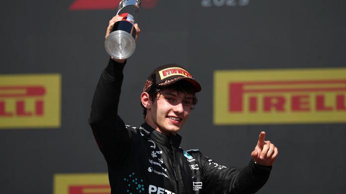 2025F1加拿大大奖赛回顾：拉塞尔打破“汉密尔顿垄断”，蒙特利尔的数据墙有点意