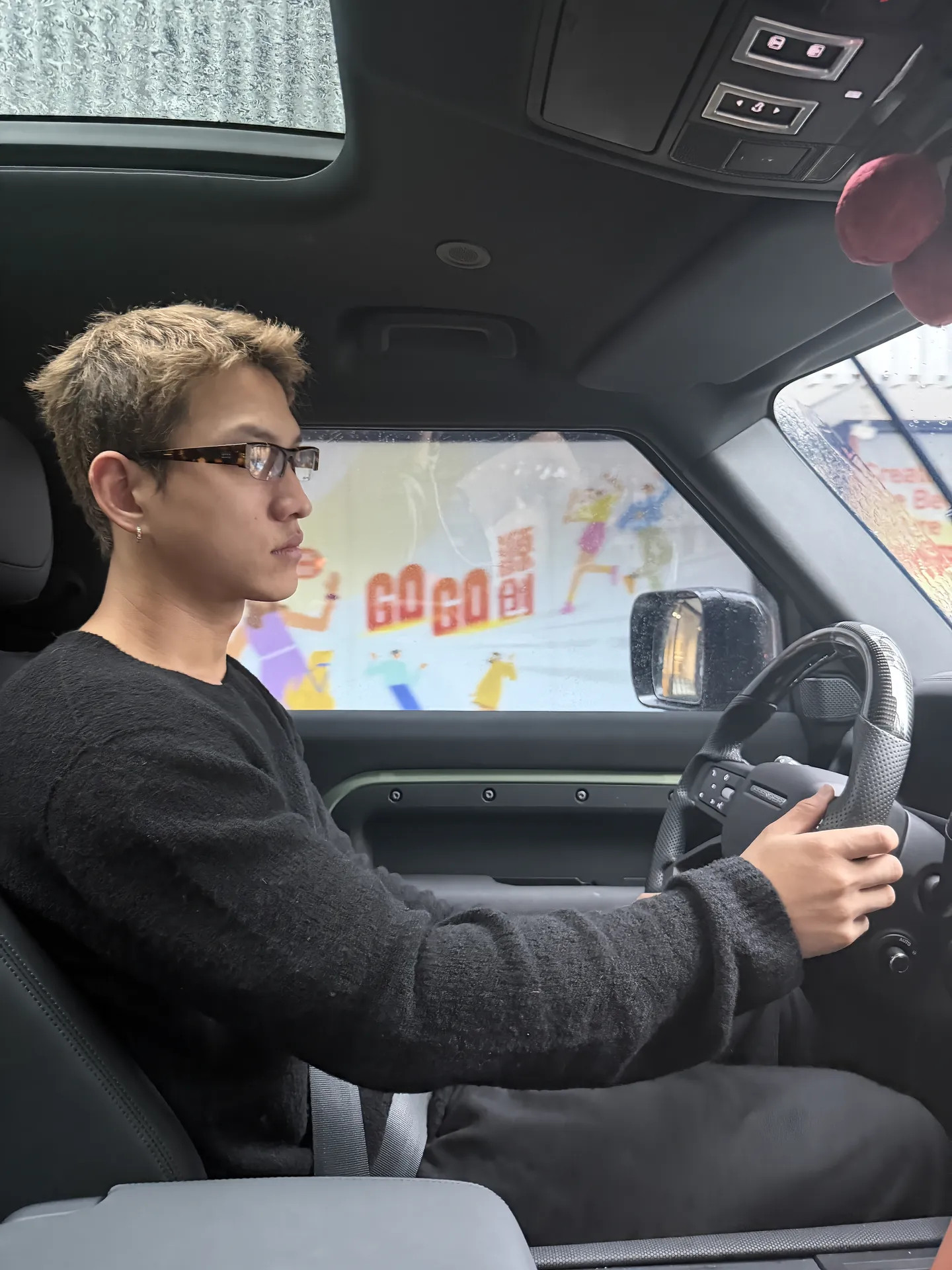 李嘉格恋情这就是李嘉格的新男友吗？才26岁，比之前的帅太多了，鲜花就不该插在牛粪