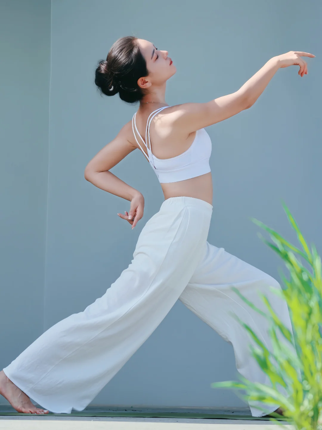 ｜在体式里保持稳定｜在生活中保持从容。