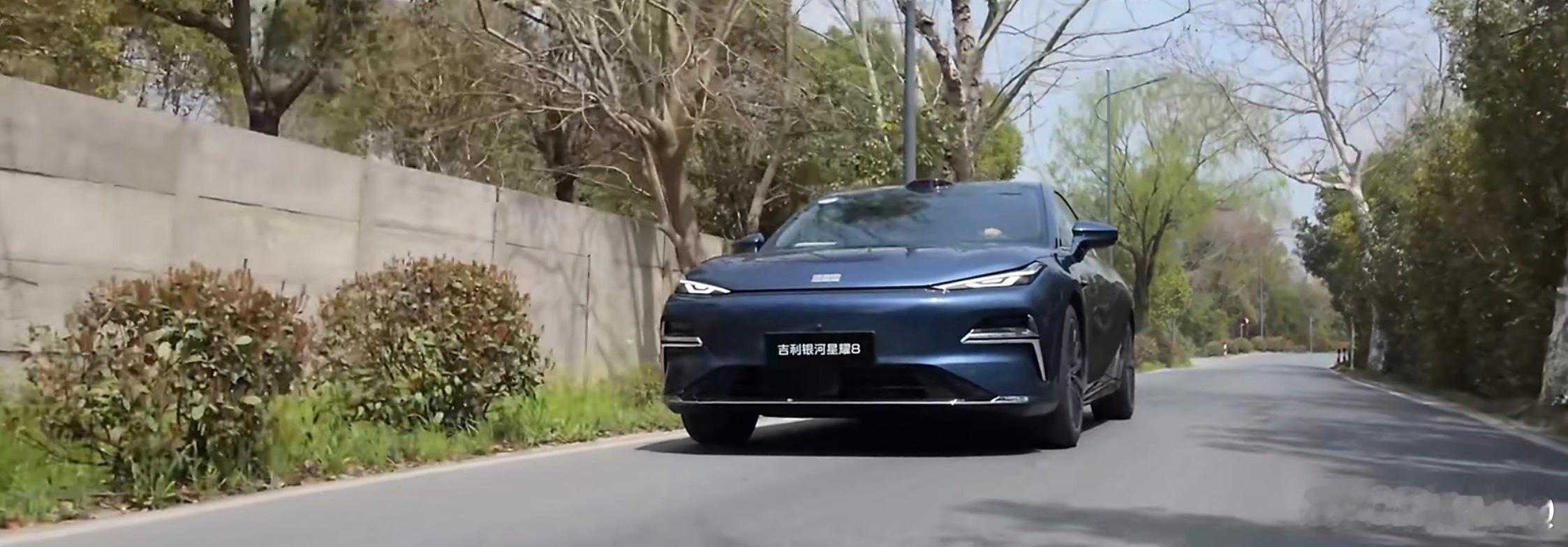 吉利银河星耀8有新变化了…电池方面有调整，续航策略也改了，之前的8.5kWh电池