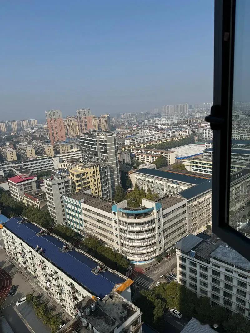 谈好的学区房，房东转头就涨价看中一套学区房，房东挂牌90万，我直接还到78