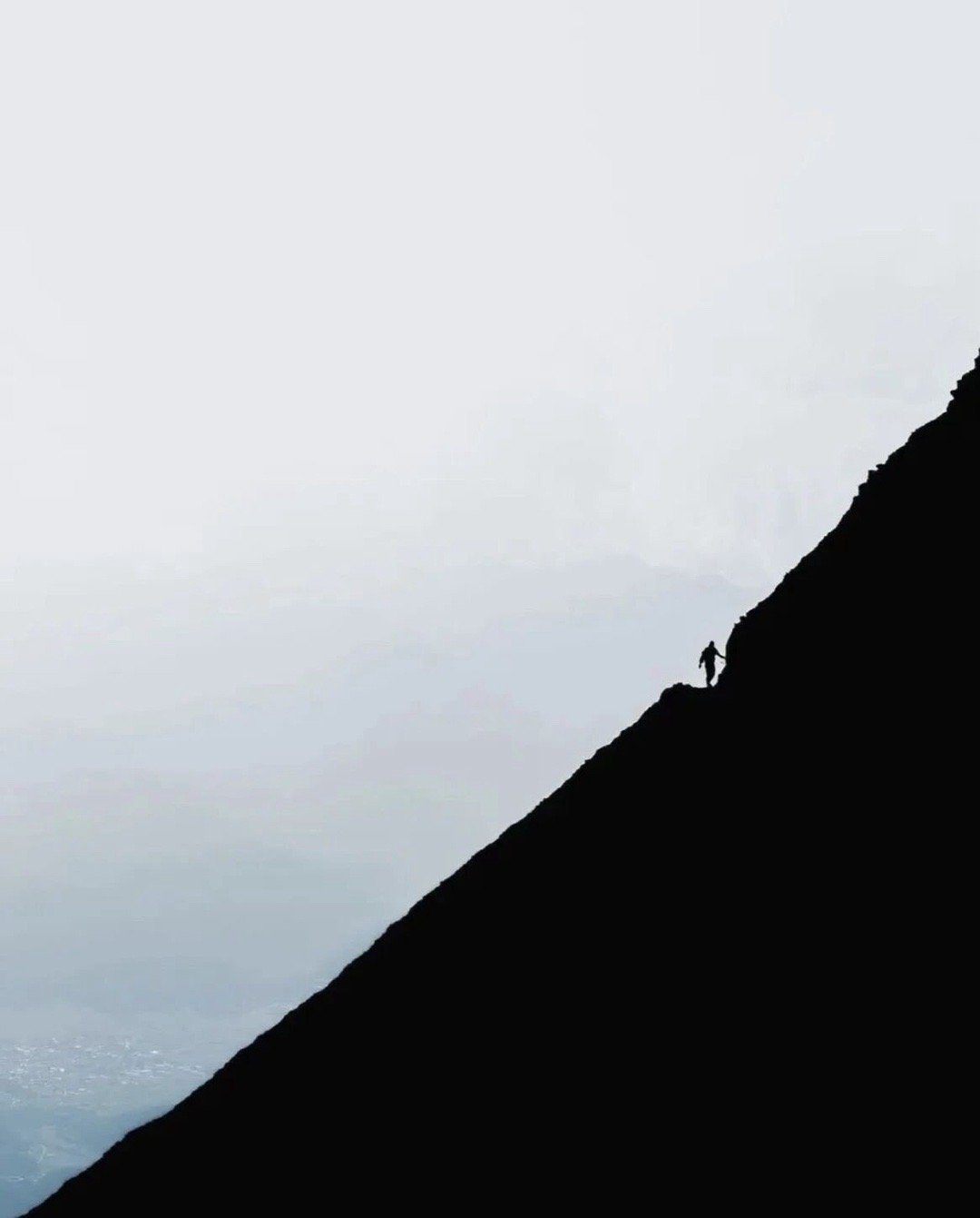 骨灰级大彻大悟的20句醒脑忠告！1、这世界其实就你一个人，你在，世界就在，你不在