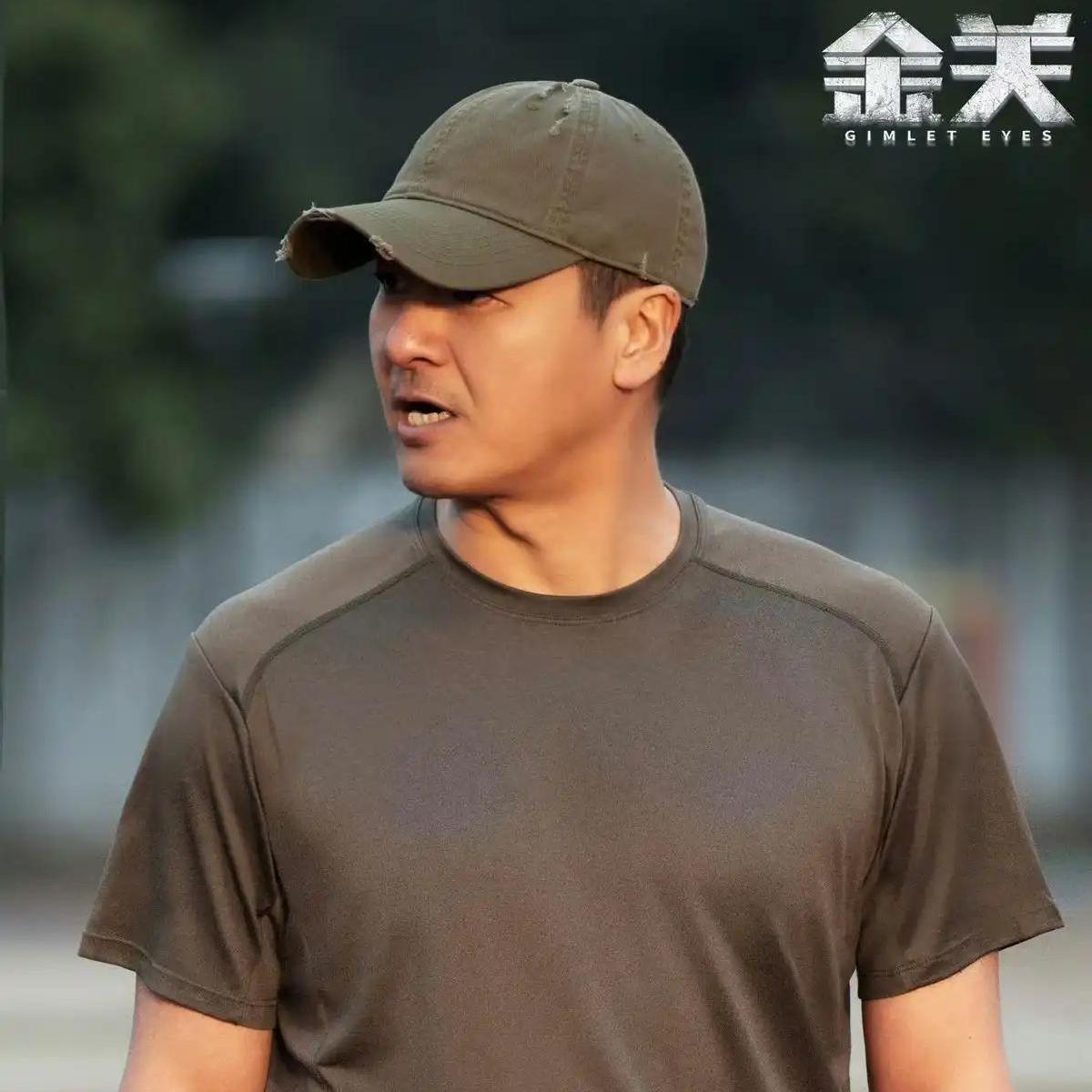 娱乐圈神仙夫妻！从16岁同桌到携手30年你看过《金关》吗？戏里的两位演员，竟