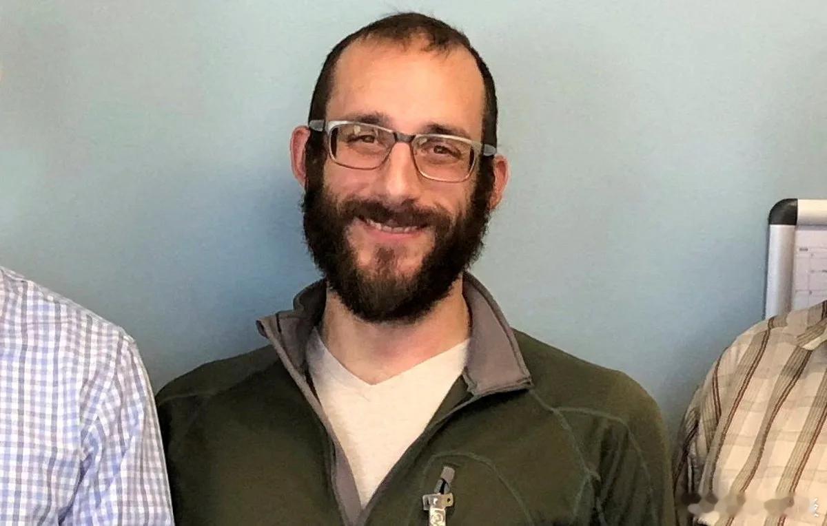 【普雷蒂开枪的特工已被停职，调查仍在进行中】[“透明政府”要个真相如此难？]（独