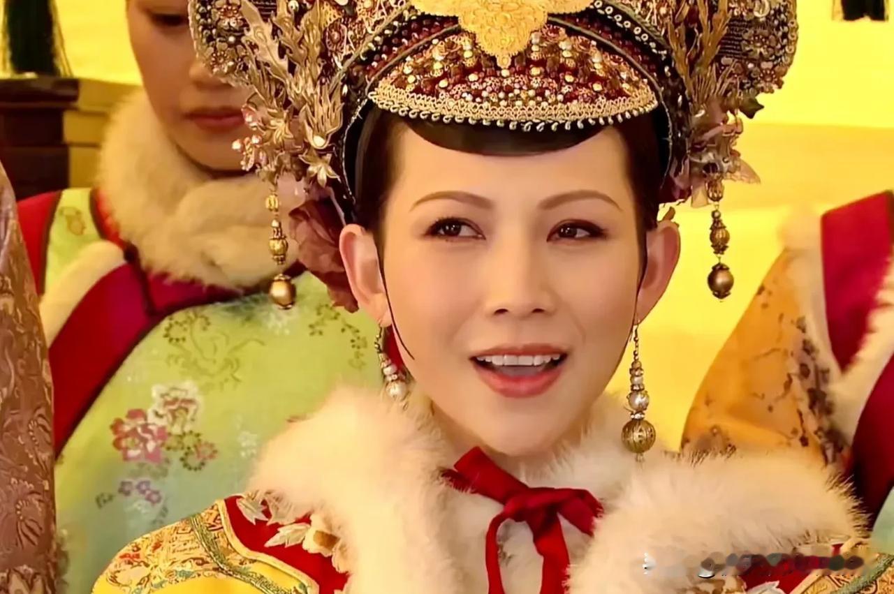 刷到网友灵魂提问：《甄嬛传》里宜修为啥不在甘露寺除掉甄嬛？深挖才发现，皇后想动手