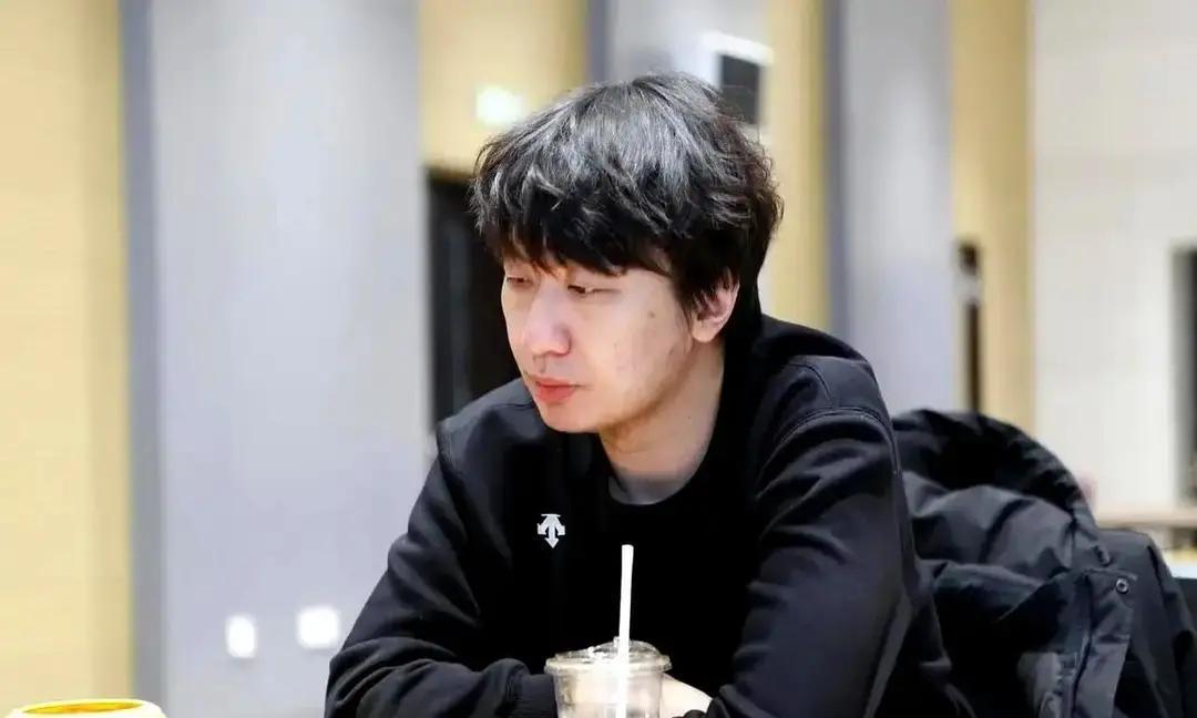 00后王星昊，今天把申真谞逼进泥潭！杭州亚运团体赛，申真谞连斩李轩豪、丁浩