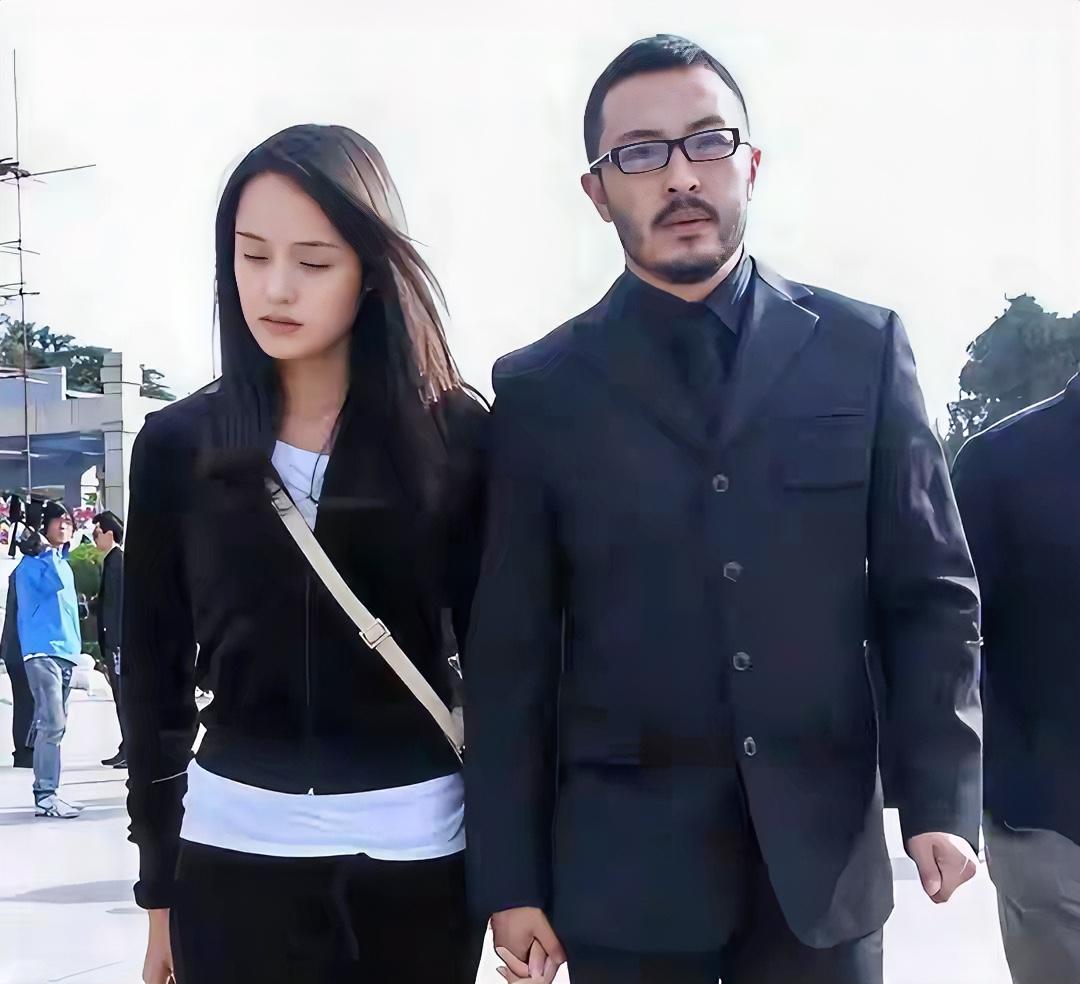 离开富大龙后，她进入国防大学当老师，如今42岁仍单身，无儿无女，你还记得她吗？一