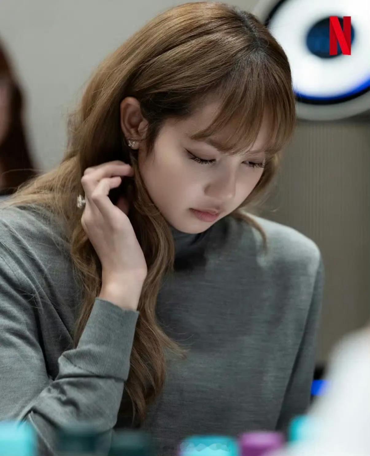 Lisa马东锡确认出演电影《TYGO》Lisa马东锡合照Lisa马东锡出演电影T