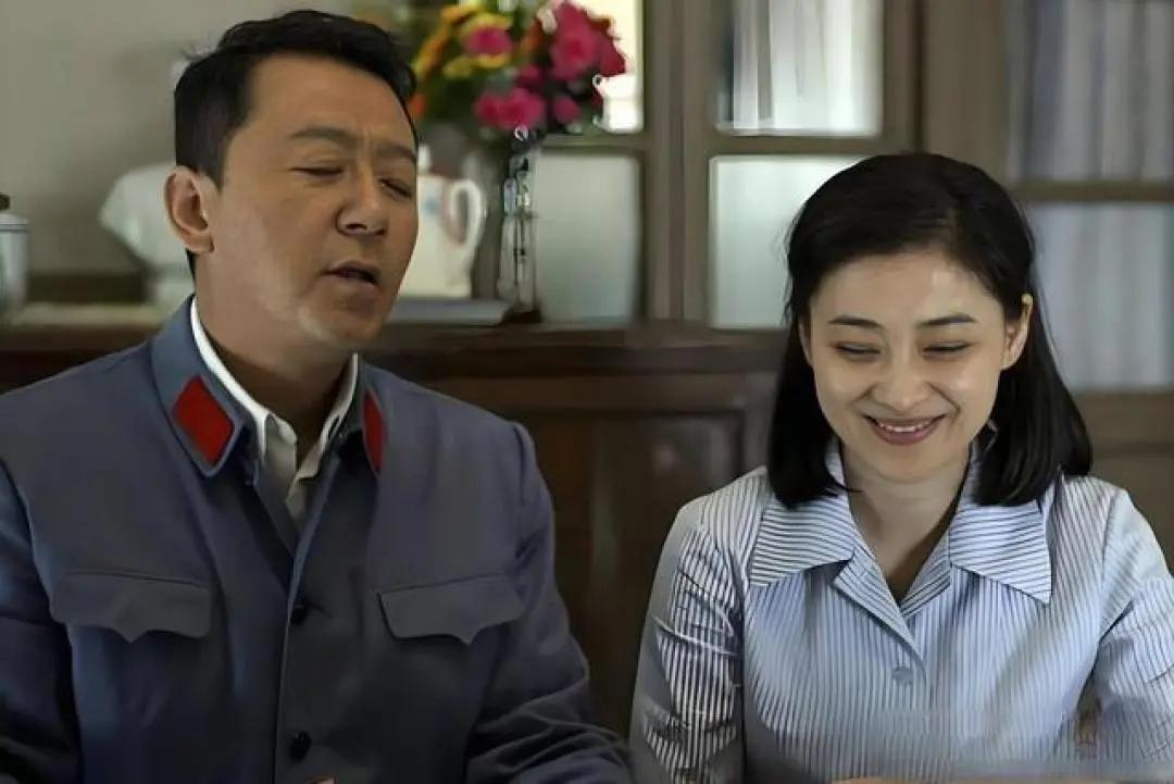 1994年，姜文花了5万块买下《父母爱情》的版权，拿下之后姜文又觉得不值这个价，