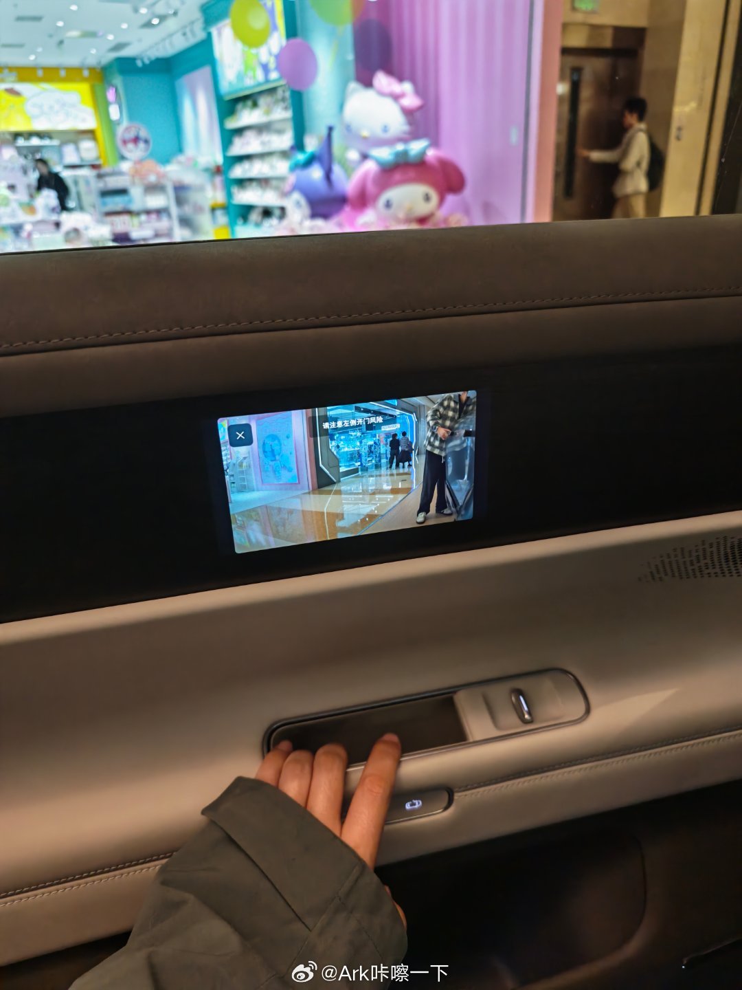 上汽大众ID.Era9X确实太不大众了，不过据我在大众的朋友说这车其实还是一群