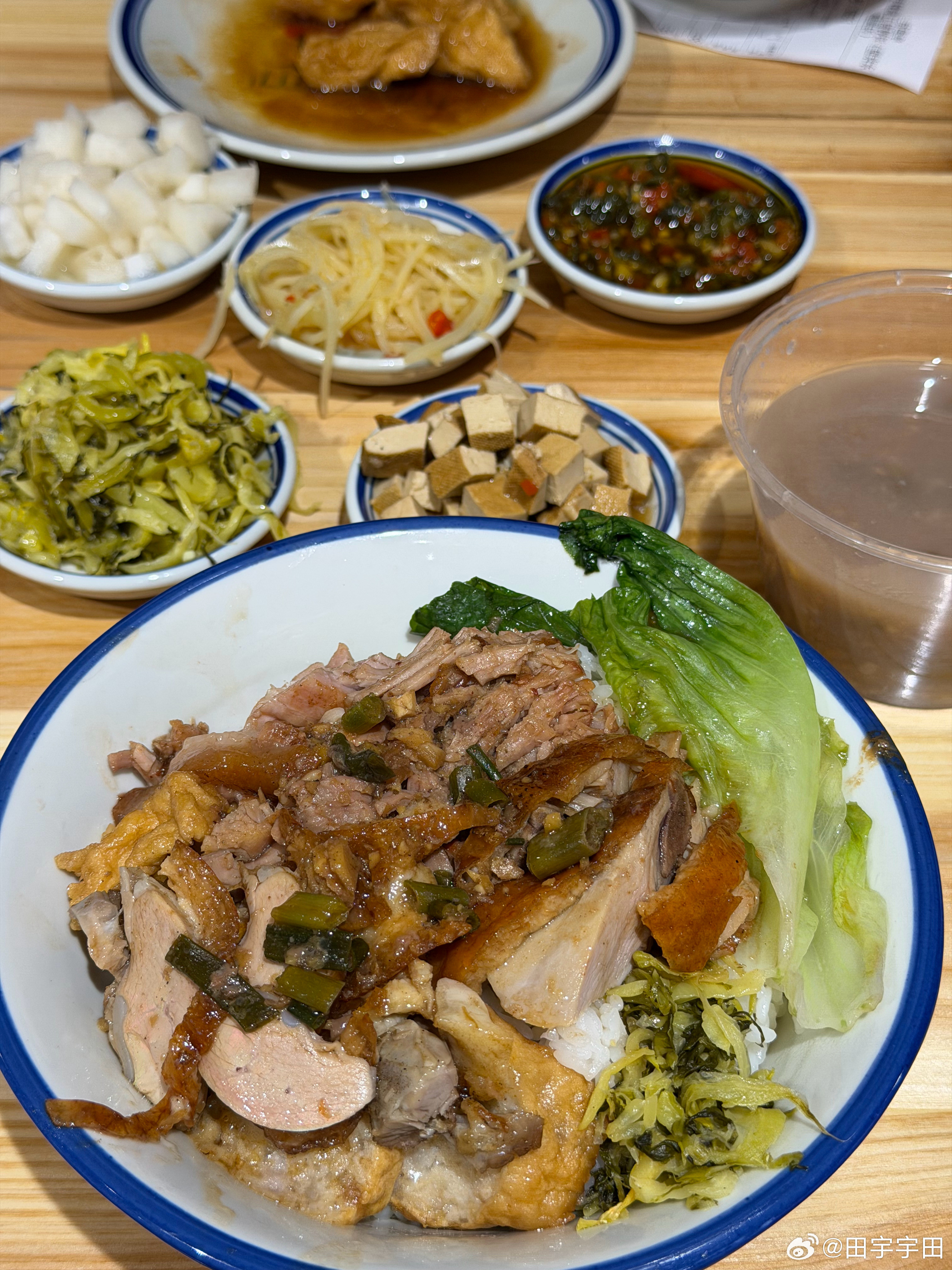 今日工作餐咱就是说啥家庭工作餐五菜一汤太奢侈了我自己都羡慕自己北京